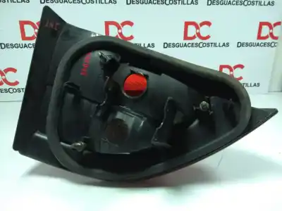 Pezzo di ricambio per auto di seconda mano Luce Di Coda Interna Destra per RENAULT MEGANE I SCENIC (JA0) 1.4 CAT 95 CV / 70 KW Riferimenti OEM IAM 7700428053  