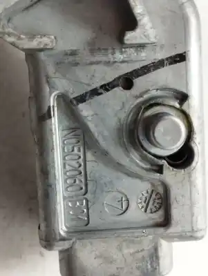 Second-hand car spare part ignition switch for renault clio iii authentique 86 cv / 63 kw oem iam references 7701208408  