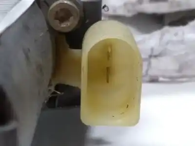 Pezzo di ricambio per auto di seconda mano alzacristalli anteriore destro per toyota yaris (ncp1/nlp1/scp1) 1.0 linea luna riferimenti oem iam 0130822017  