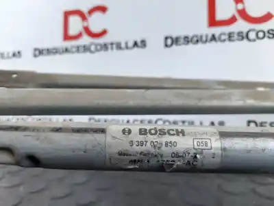 Автозапчасти б/у МОТОР ПЕРЕДНЕГО СТЕКЛООЧИСТИТЕЛЯ за FORD FOCUS LIM. (CB4)  ссылки OEM IAM 4M5117508AA BP4K67340 0390241731