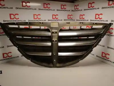 Автозапчастина б/у передня решіта для ssangyong rodius xdi посилання на oem iam 7945121010  