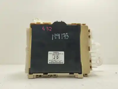 Pezzo di ricambio per auto di seconda mano scatola di preriscaldamento per toyota auris hybrid active riferimenti oem iam 8922102330