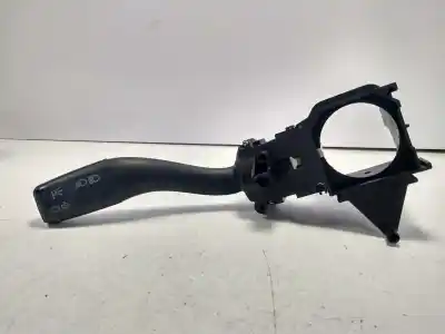 Peça sobressalente para automóvel em segunda mão comutador de piscas  por audi a4 berlina (8e) 2.0 20v cat (alt) referências oem iam 8e0953513a  