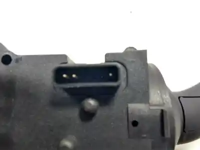 Peça sobressalente para automóvel em segunda mão COMUTADOR DE PISCAS  por AUDI A4 BERLINA (8E)  Referências OEM IAM 8E0953513A  