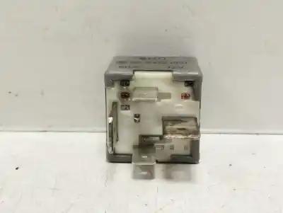 Pezzo di ricambio per auto di seconda mano relè per audi a6 c6 avant (4f5) 2.0 tdi riferimenti oem iam 8d0951253  