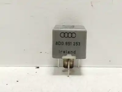 Pezzo di ricambio per auto di seconda mano relè per audi a6 c6 avant (4f5) 2.0 tdi riferimenti oem iam 8d0951253  