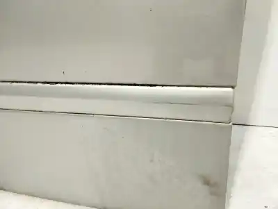 Second-hand car spare part left front door for kia magentis concept oem iam references 760032g010  