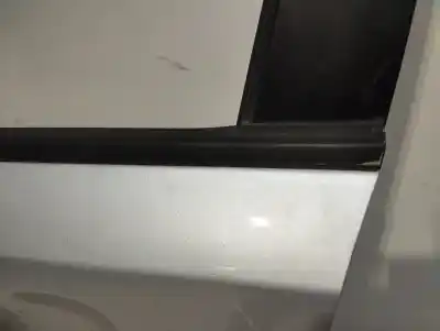 Second-hand car spare part left front door for kia magentis concept oem iam references 760032g010  