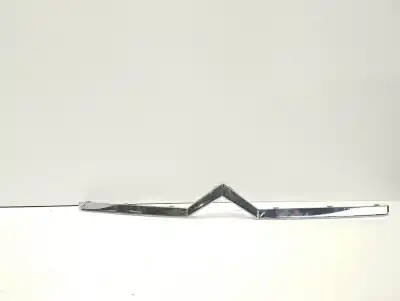 Peça sobressalente para automóvel em segunda mão Molduras Frontais por CITROEN C4 SEDAN Collection Referências OEM IAM 9646995977  