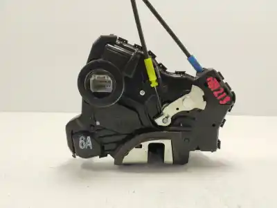 Peça sobressalente para automóvel em segunda mão fechadura da porta dianteira esquerda por toyota auris active referências oem iam a046693