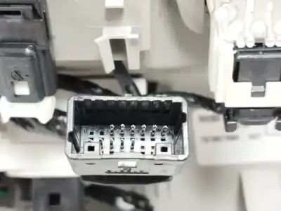 Pezzo di ricambio per auto di seconda mano luce interna per renault kadjar zen riferimenti oem iam 969803138r  