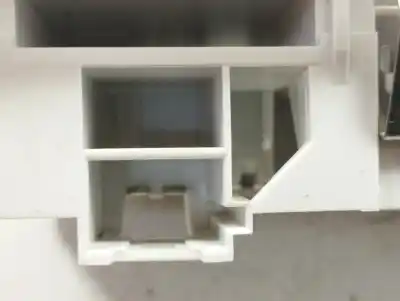 Peça sobressalente para automóvel em segunda mão luz interior por bmw serie 1 berlina (e81/e87) 118d referências oem iam 695125202  