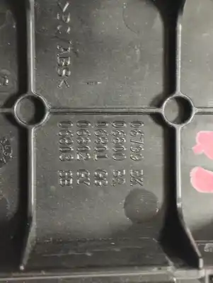 Peça sobressalente para automóvel em segunda mão botão / interruptor elevador vidro dianteiro direito por bmw serie 1 berlina (e81/e87) 118d referências oem iam 15979800  