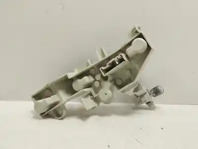 Peça sobressalente para automóvel em segunda mão Suporte De Lâmpada por BMW SERIE 1 BERLINA (E81/E87) 118d Referências OEM IAM 63217164963  