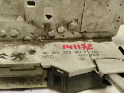 Peça sobressalente para automóvel em segunda mão fechadura da porta traseira direita por peugeot 407 st confort referências oem iam 9138v0