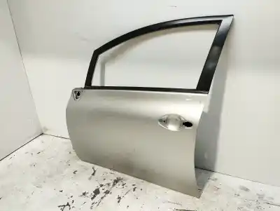 Peça sobressalente para automóvel em segunda mão porta da frente esquerda por toyota auris luna referências oem iam 6700202260