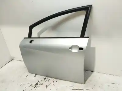 Peça sobressalente para automóvel em segunda mão Porta Da Frente Esquerda por SEAT LEON (1P1) 2.0 TDI 16V Referências OEM IAM 1P0831055A  