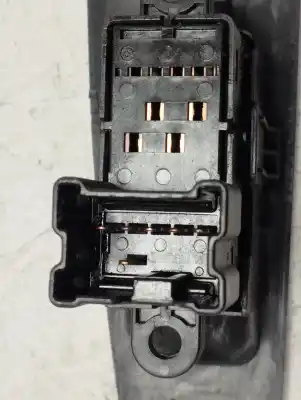 Peça sobressalente para automóvel em segunda mão botão / interruptor elevador vidro traseiro direito por nissan qashqai (j10) tekna referências oem iam 25411jd000