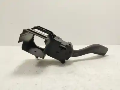 Peça sobressalente para automóvel em segunda mão comutador de piscas  por audi a4 berlina (8e) 2.4 v6 30v cat (bdv) referências oem iam 4e0953513a  