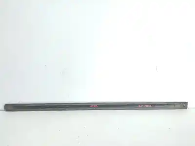 Peça sobressalente para automóvel em segunda mão moldagem por ford mondeo berlina (ge) ambiente (06.2003->) (d) 116 cv / 85 kw referências oem iam 1s7125532