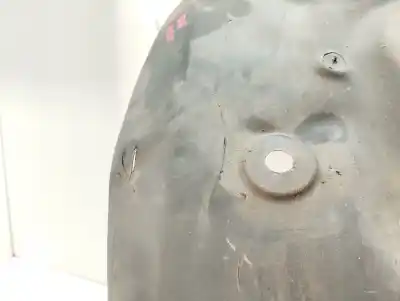 Tweedehands auto-onderdeel linker wiel arch voor renault megane ii classic berlina confort authentique 106 cv / 78 kw oem iam-referenties 8200365691