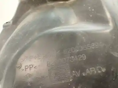 Tweedehands auto-onderdeel rechts voor wiel arch voor renault megane ii classic berlina confort authentique 106 cv / 78 kw oem iam-referenties 8200365694