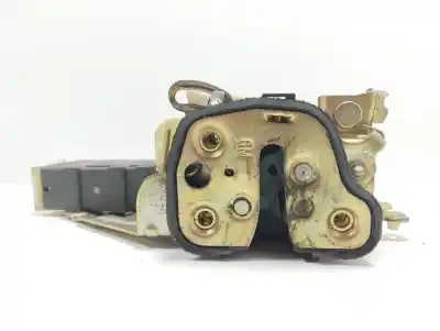 Peça sobressalente para automóvel em segunda mão fechadura da porta dianteira esquerda por opel corsa b base referências oem iam 90493701  