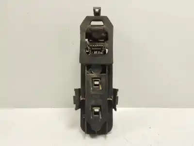 Pezzo di ricambio per auto di seconda mano portalampada per renault clio ii fase i (b/cbo) 1.4 16v 98 cv / 72 kw riferimenti oem iam 5900  