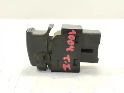 Peça sobressalente para automóvel em segunda mão botão / interruptor elevador vidro traseiro esquerdo por hyundai getz (tb) 1.5 crdi referências oem iam 935801c010ax