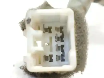 Peça sobressalente para automóvel em segunda mão suporte de lâmpada por hyundai getz (tb) 1.5 crdi referências oem iam 924191c510