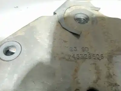 Peça sobressalente para automóvel em segunda mão charrió / suporte de eixo dianteiro por citroen c5 berlina premier referências oem iam 3502hs