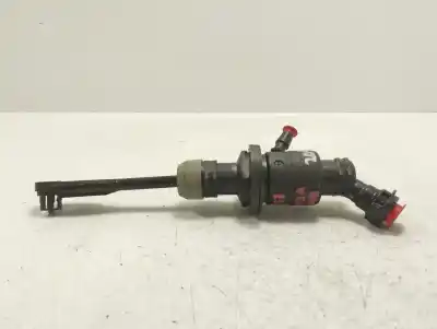 Second-hand car spare part clutch pump for renault kadjar zen oem iam references 306104ba1a