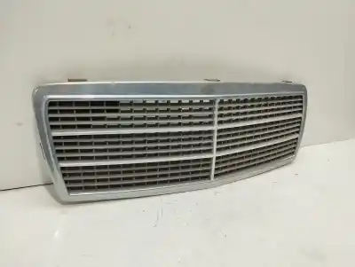 Peça sobressalente para automóvel em segunda mão GRELHA FRONTAL por MERCEDES-BENZ CLASE C (W202) BERLINA  Referências OEM IAM 2028880023  