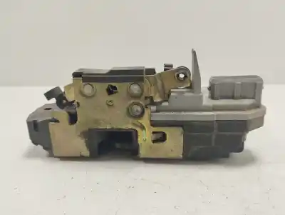 Second-hand car spare part rear right door lock for peugeot 206 berlina 1.4i 75 x-line oem iam references 913887