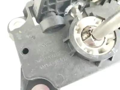 Peça sobressalente para automóvel em segunda mão Alavanca De Velocidades por FORD FOCUS BERLINA (CAP) Trend Referências OEM IAM 4M5P7C453  