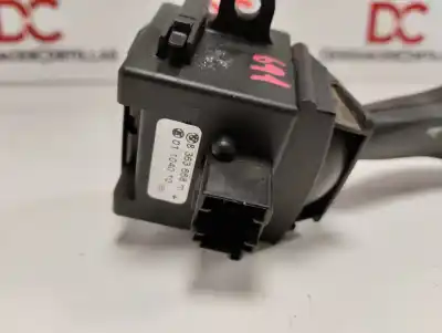 Pièce détachée automobile d'occasion COMMANDE DE CLIGNOTANTS pour BMW SERIE 3 BERLINA (E46)  Références OEM IAM 61318363668  