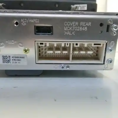 Second-hand car spare part multifunction display for kia stonic (ybcuv) drive oem iam references 96560h8410fhv  