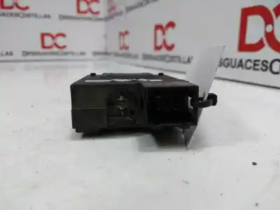 Second-hand car spare part headlight height adjuster switch for renault kangoo authentique oem iam references 8200379685  