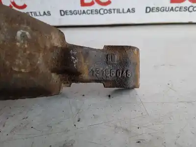 Pezzo di ricambio per auto di seconda mano attacco anteriore destro per opel zafira a elegance riferimenti oem iam 13156048