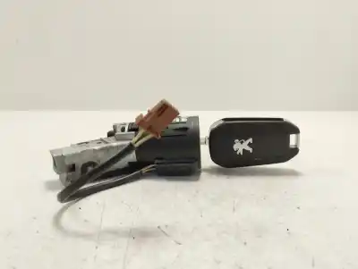 Second-hand car spare part ignition switch for peugeot 208 tech edition blue hdi oem iam references 1608682880  