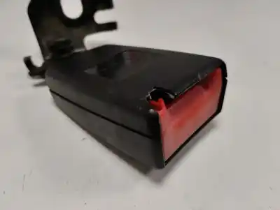 Second-hand car spare part center rear seat belt buckle for opel corsa d cosmo oem iam references 13276908