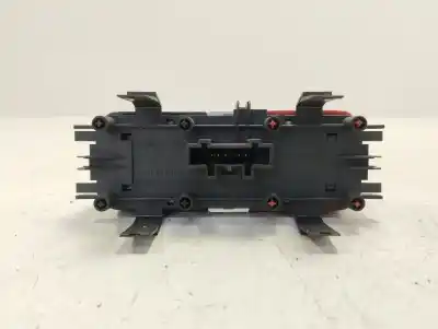 Peça sobressalente para automóvel em segunda mão INTERRUPTOR 4 PISCAS - EMERGÊNCIA por RENAULT SCENIC II  Referências OEM IAM 8200407415  