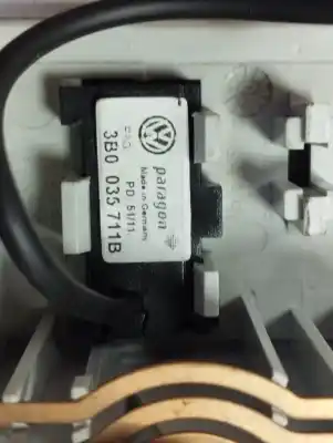 Автозапчасти б/у внутренний свет за seat ibiza (6j5) reference ссылки oem iam 3b0947105c  