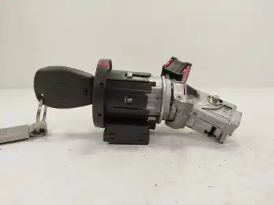 Second-hand car spare part ignition switch for renault clio iii authentique 86 cv / 63 kw oem iam references 7701208408  