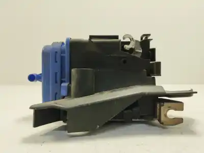Peça sobressalente para automóvel em segunda mão fechadura da porta traseira esquerda por audi a4 berlina (b5) 1.9 tdi referências oem iam 8d0839015a  