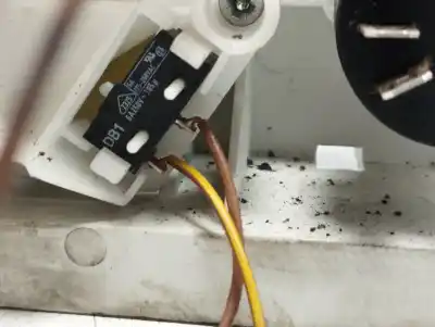 Second-hand car spare part heating / air conditioning control panel for bmw serie 3 compacto (e36) 316i oem iam references 8360456  