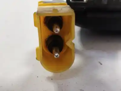 Peça sobressalente para automóvel em segunda mão puxador exterior frente direito por bmw serie 3 compacto (e36) 316i referências oem iam 51218199916  