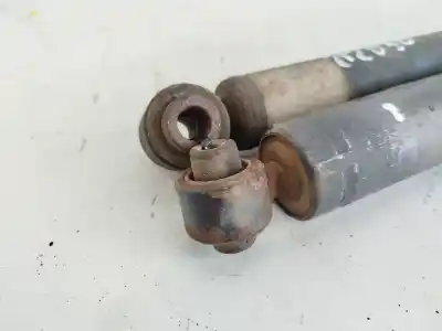 Peça sobressalente para automóvel em segunda mão conjunto de amortecedores traseiros por citroen c3 pluriel 1.4 referências oem iam 5206x7