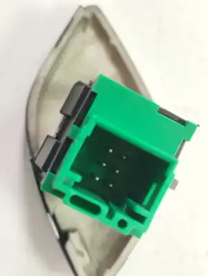 Peça sobressalente para automóvel em segunda mão trocar por citroen c3 lx referências oem iam 96646596xu00  