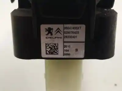 Peça sobressalente para automóvel em segunda mão botão / interruptor elevador vidro dianteiro esquerdo por citroen c3 lx referências oem iam 96647495xt  